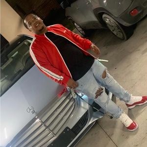 Meet your Posher, Corey